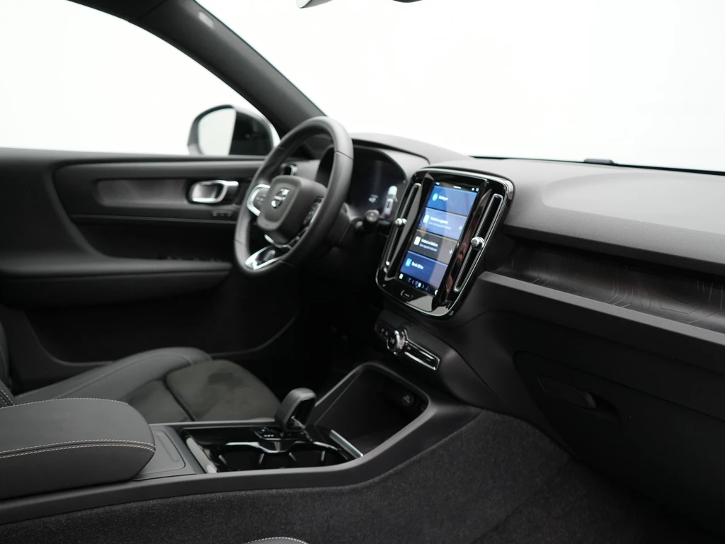 Volvo XC40 – foto 15