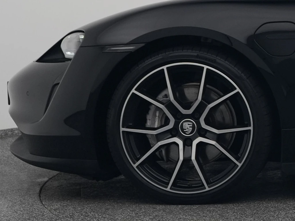 Porsche Taycan – foto 30