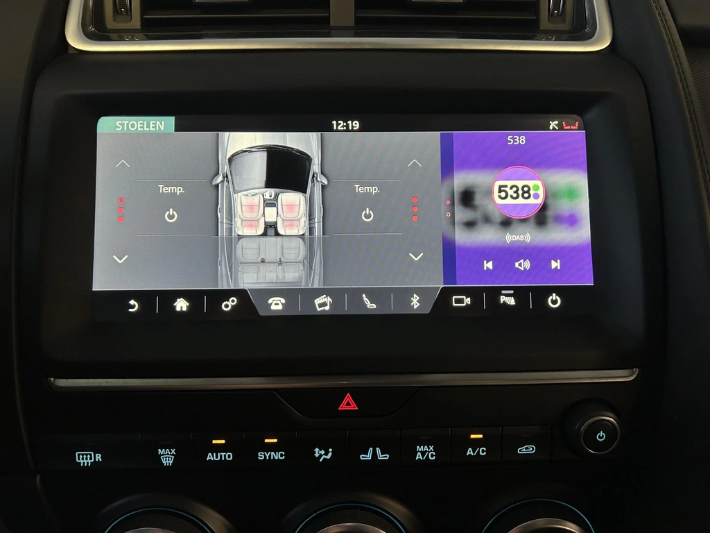 Jaguar E-PACE – foto 20