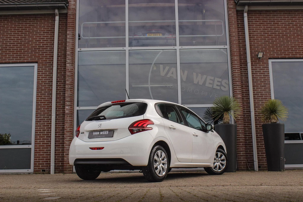 Peugeot 208 – foto 4