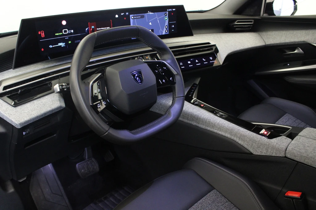 Peugeot e-3008 – foto 12