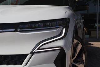 Renault Megane E-Tech – thumbnail 6