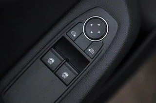 Renault Clio – thumbnail 10