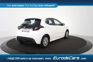 Toyota Yaris – thumbnail 8