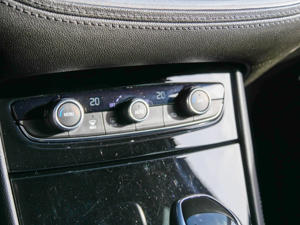 Opel Grandland X – foto 11