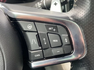 Jaguar F-PACE – thumbnail 21