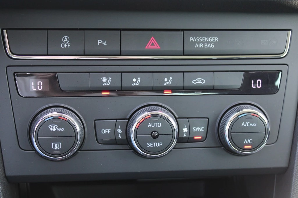 SEAT Leon – foto 17