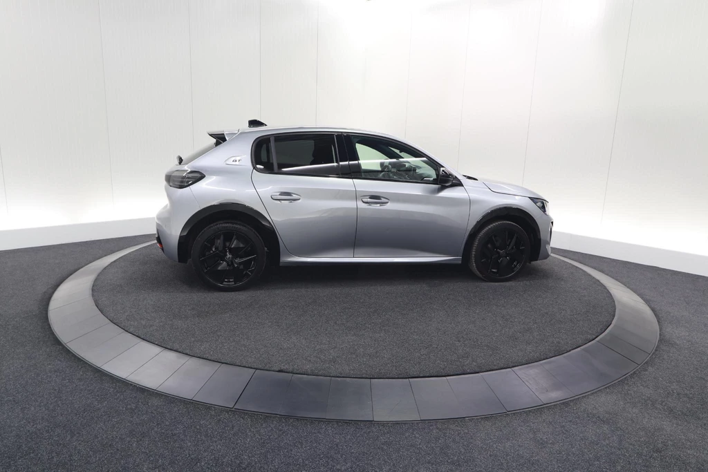 Peugeot 208 – foto 17