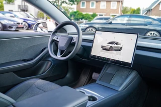 Tesla Model 3 – thumbnail 19