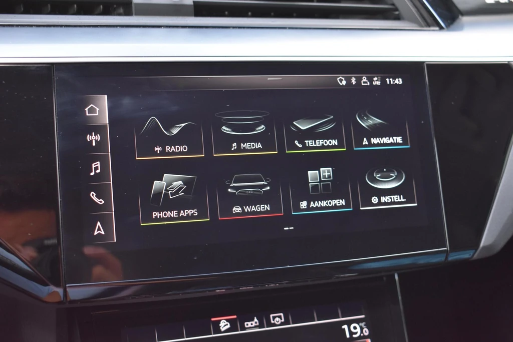 Audi e-tron – foto 23