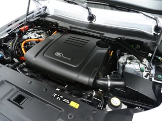 Land Rover Defender – thumbnail 12