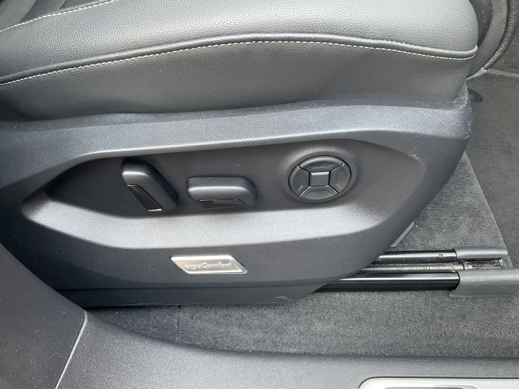 Volkswagen Touareg – foto 35
