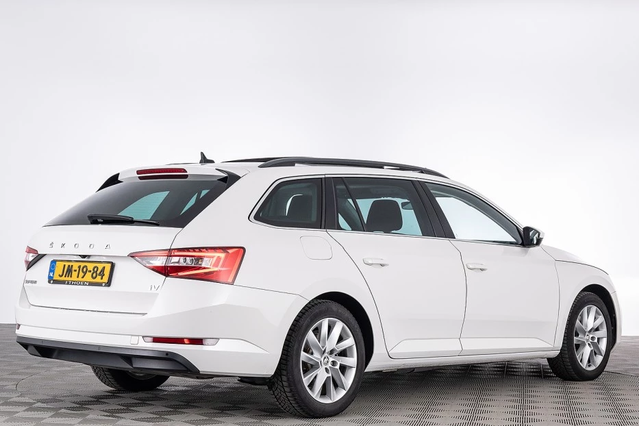 Škoda Superb – foto 6