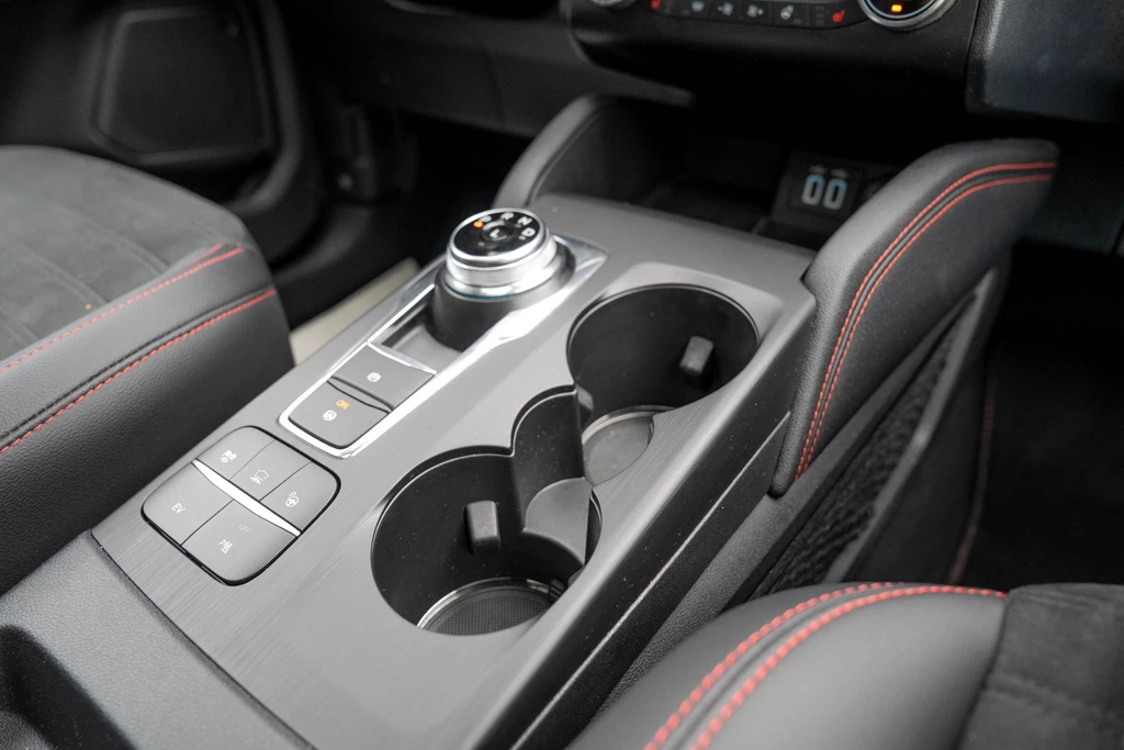Ford Kuga – foto 29