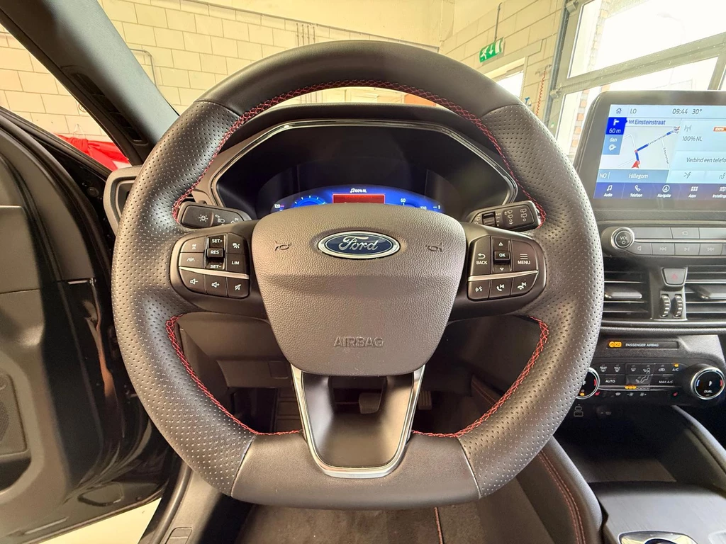 Ford Kuga – foto 16