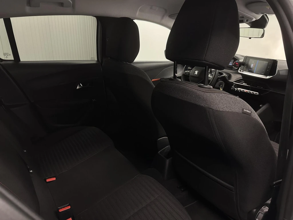 Peugeot 208 – foto 14