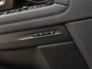Land Rover Range Rover Evoque – thumbnail 30