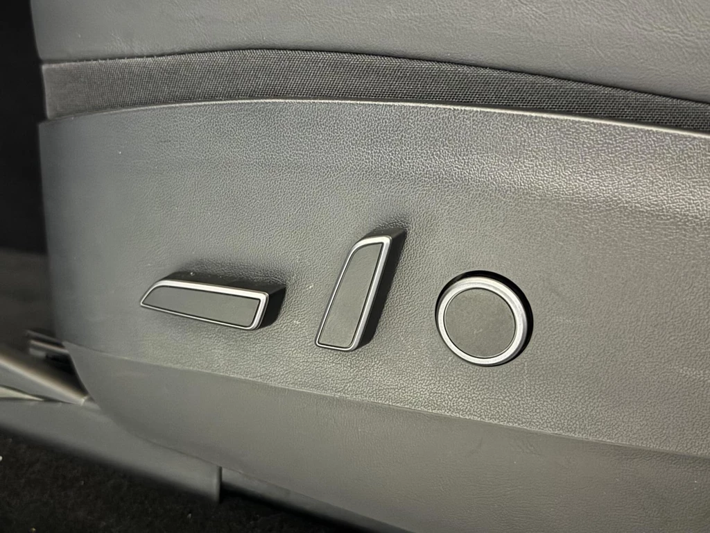 Tesla Model Y – foto 27