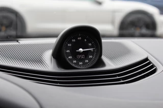 Porsche Taycan – thumbnail 32