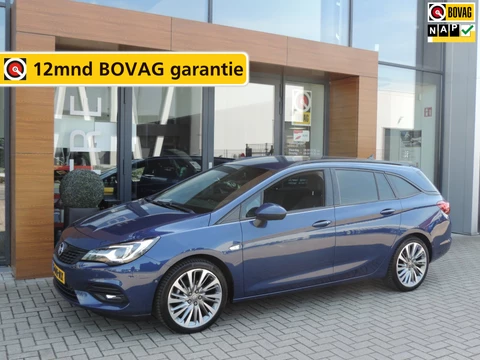 Opel Astra Sports Tourer 1.2-T Launch Edition | El.aklep | Stuur/stoelverw | 18” allseason | Trekh | Priv.glas | LED kopl | CarPla