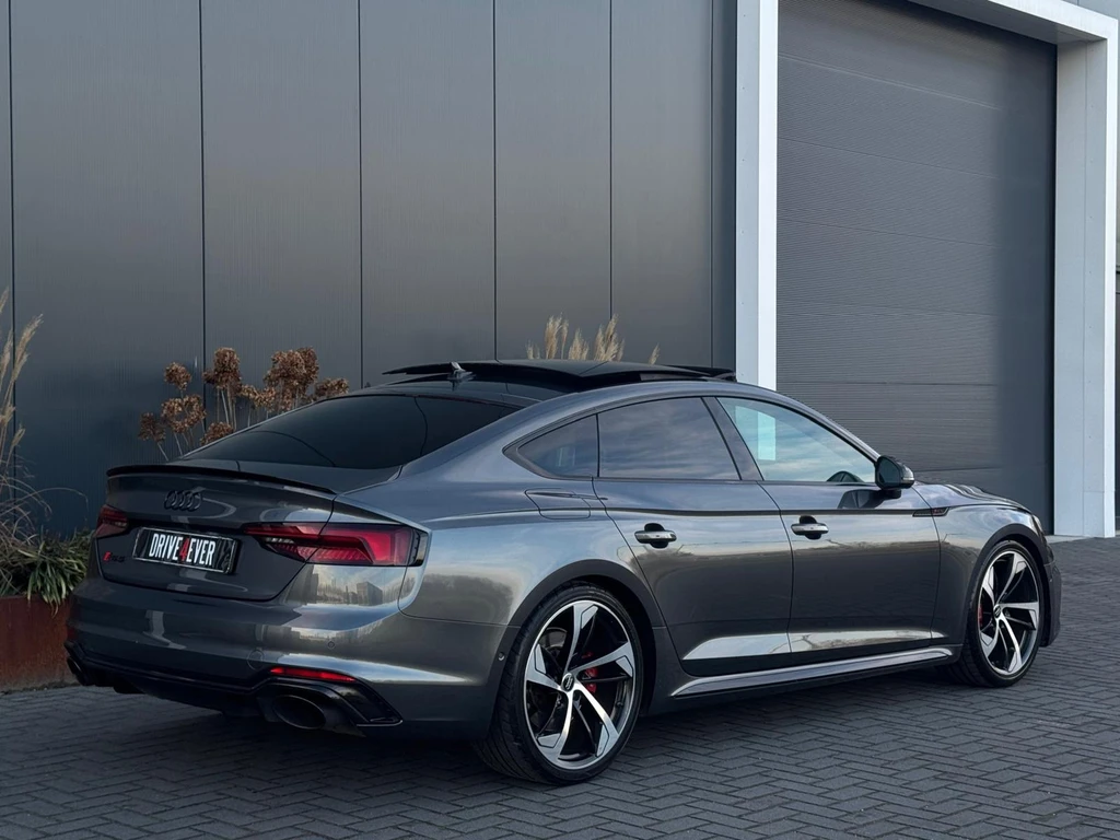 Audi RS5 – foto 11