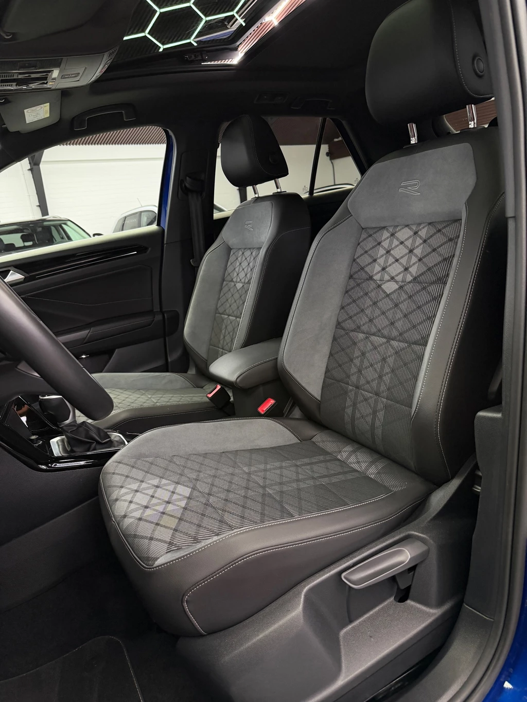 Volkswagen T-Roc – foto 16