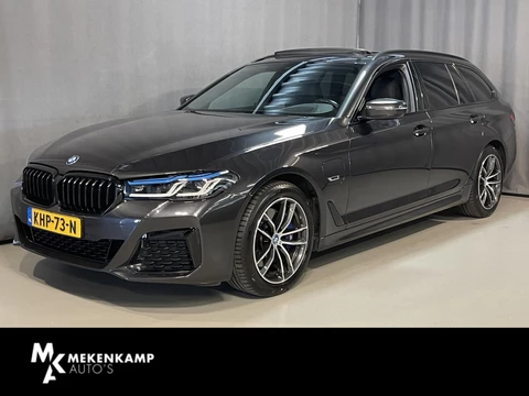 BMW 5-serie Touring 530e xDrive High Executive M Sport 18''/Panoramadak/Laser LED/Trekhaak/Head-up/Keyless/Dodehoek/Camera/Apple Carplay & Android Auto/HiFi