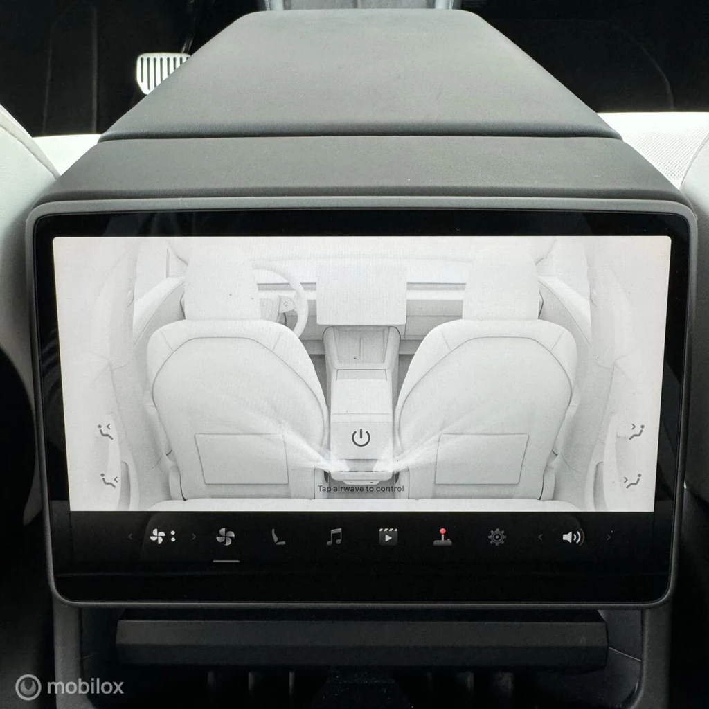Tesla Model 3 – foto 12
