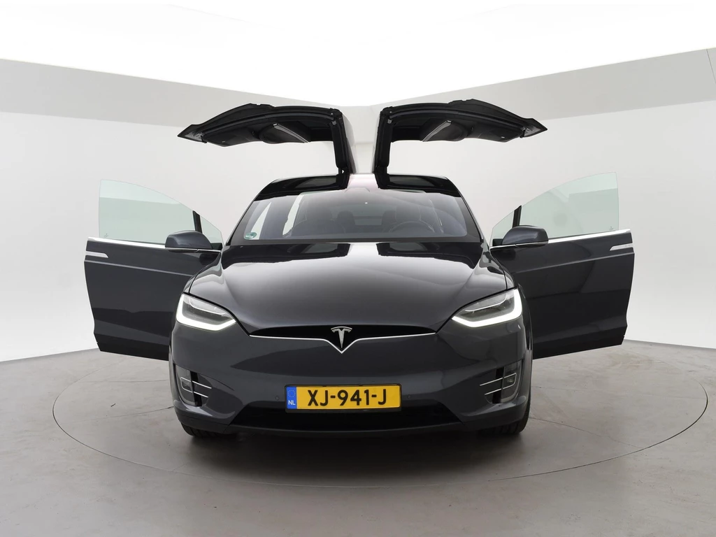 Tesla Model X – foto 15