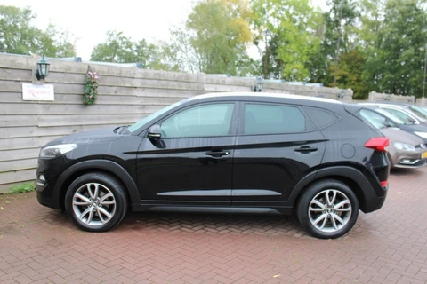 Hyundai Tucson 1.6 T-GDI 177pk Comfort 4WD automaat ECC/cruise/navi/PDC/trekhaak