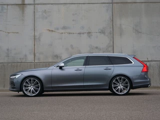 Volvo V90 – thumbnail 1