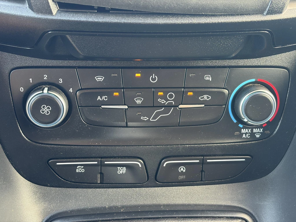 Ford Transit Connect – foto 18