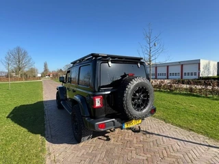 Jeep Wrangler – thumbnail 2