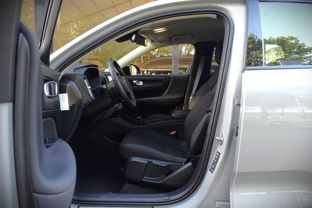 Volvo EX40 – foto 12
