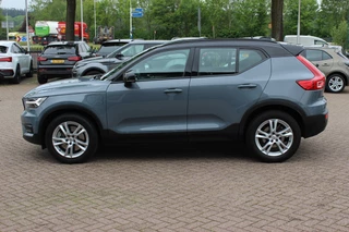 Volvo XC40 – thumbnail 2