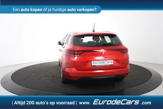 Renault Megane E-Tech – thumbnail 10