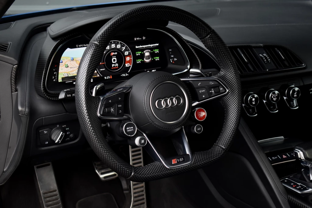 Audi R8 – foto 14