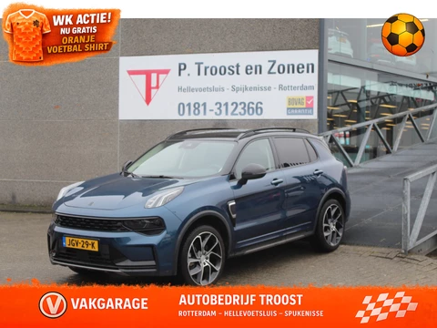 Lynk & Co 01 1.5 Night Edition Blue & Black. Panoramadak/360° Camera/Keyless/Lane assist/Adaptive cruise control/Navigatie/Apple carplay/Climate control/Stoelverwarming/Dodehoek detectie/Elektrisch sluitende achterklep/Elektrisch verstelbare stoel met geheugen/Multifu