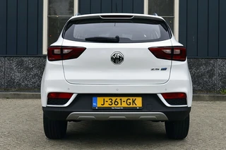 MG ZS EV – thumbnail 4