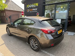Mazda 3 – thumbnail 4