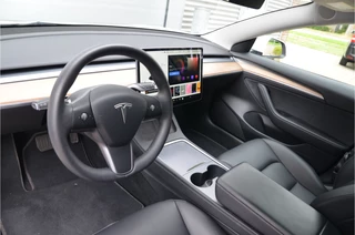 Tesla Model 3 – thumbnail 10