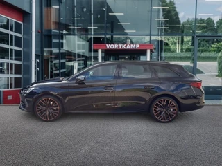 CUPRA Leon Sportstourer – thumbnail 2