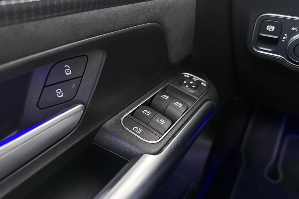 Mercedes-Benz EQA – foto 18