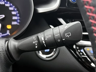 Toyota C-HR – thumbnail 11