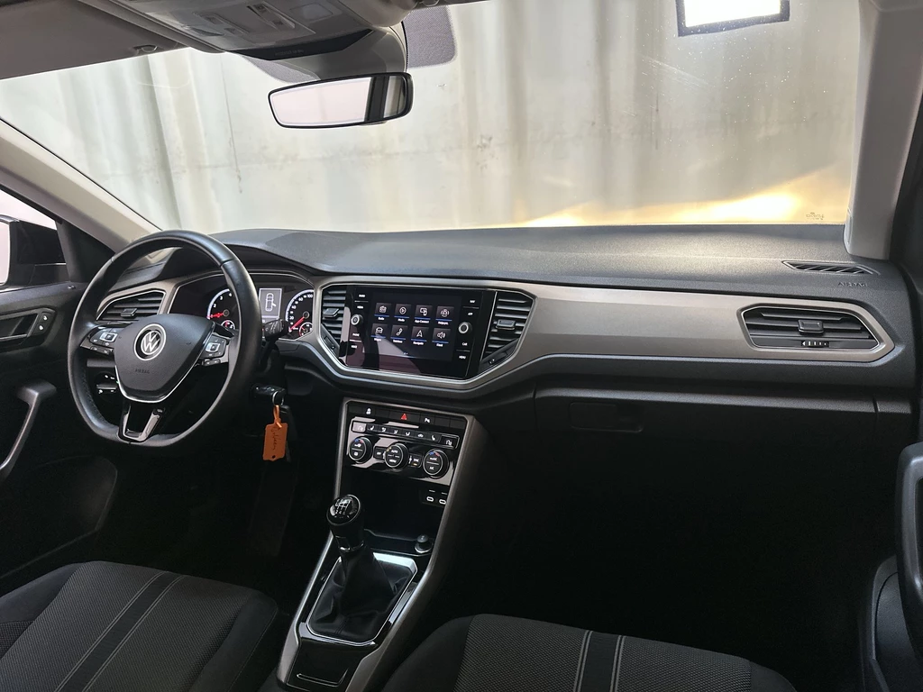 Volkswagen T-Roc – foto 9