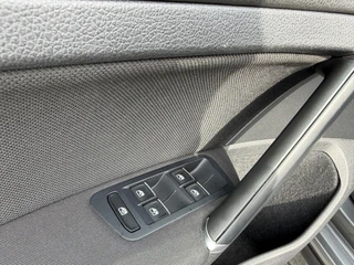 Volkswagen Golf – thumbnail 33