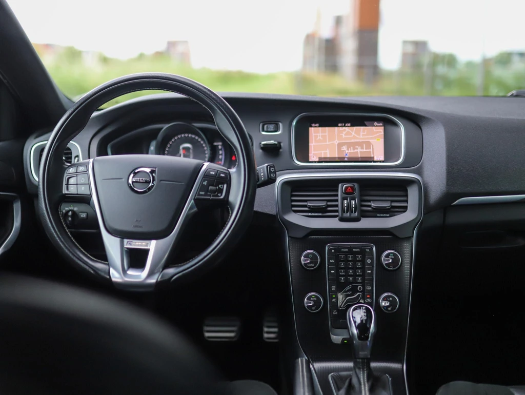 Volvo V40 – foto 25