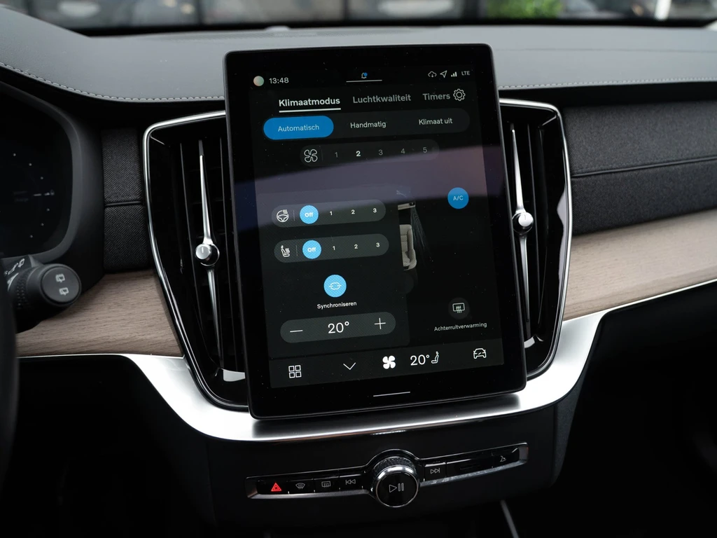 Volvo XC90 – foto 29