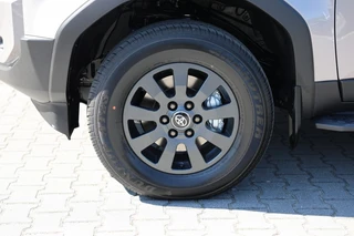 Toyota Land Cruiser – thumbnail 8