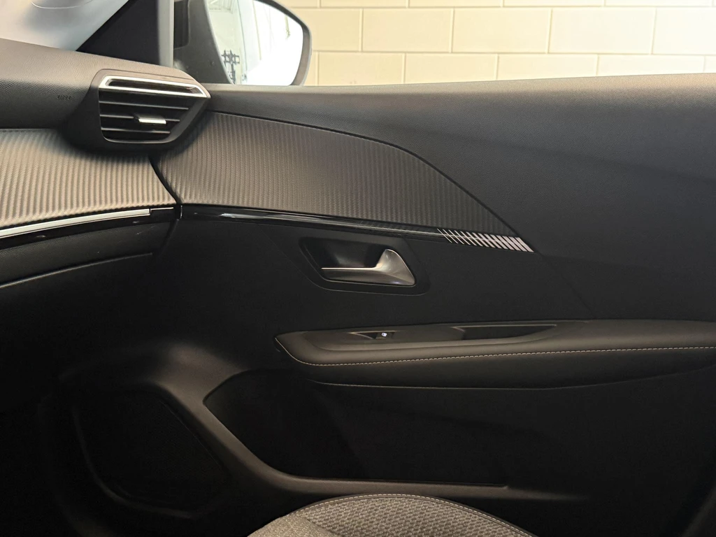 Peugeot 208 – foto 37